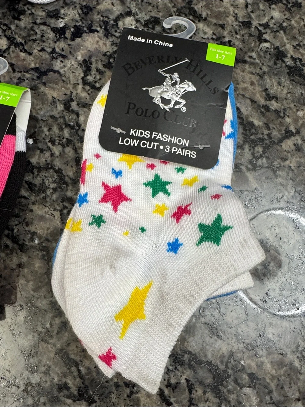 Beverly Hills Polo Club girls socks and bath sponge NWT shoe size 1-7